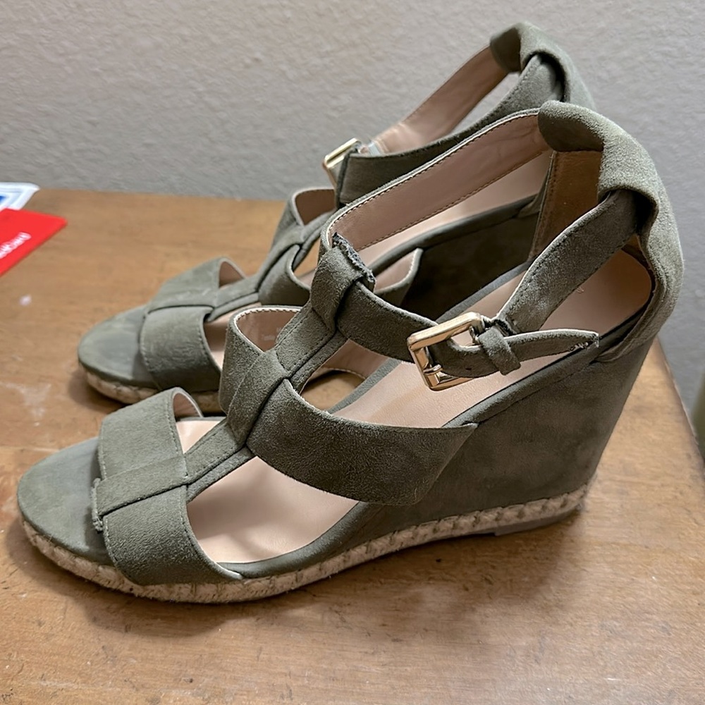 Dark green suede wedges